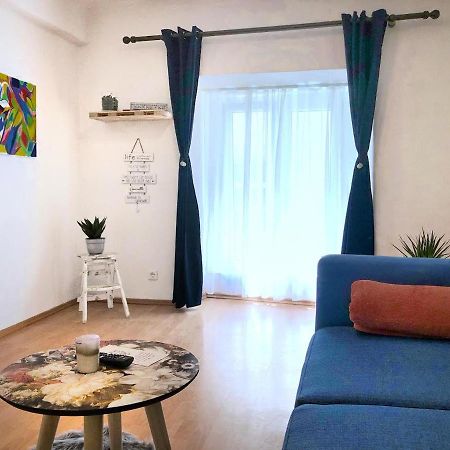 1Br Apartment On The Most Beautiful Street In Ljubljana Center エクステリア 写真